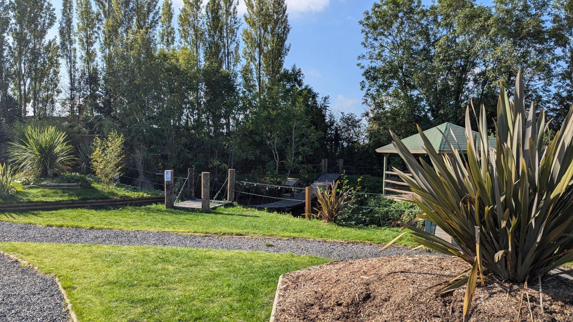 Sunset Retreats The Ice Viking Villa Worcester Exterior photo